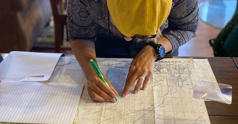 découvrez comment planifier parfaitement votre itinéraire de road trip pour une aventure inoubliable, avec des conseils pratiques et des astuces essentielles.