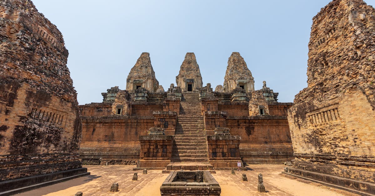 découvrez l'itinéraire idéal pour explorer angkor, ses temples majestueux et son riche patrimoine historique. planifiez votre visite étape par étape pour une expérience inoubliable au cambodge.