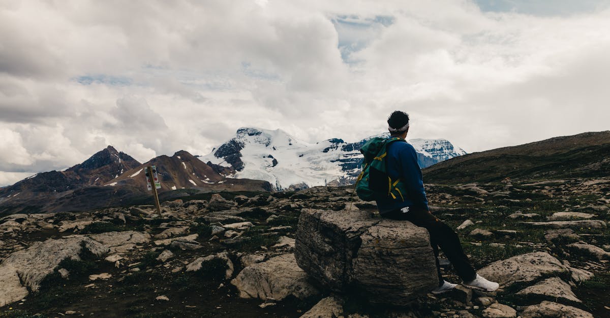 sac à dos cabine 40l, idéal pour les voyages courts. compact, léger et pratique, il offre une grande capacité de rangement tout en respectant les dimensions des bagages en cabine.