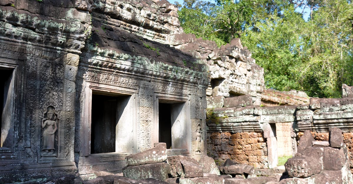 découvrez un itinéraire complet pour explorer le cambodge, incluant les incontournables sites historiques, la culture locale et des conseils pratiques pour un voyage inoubliable.