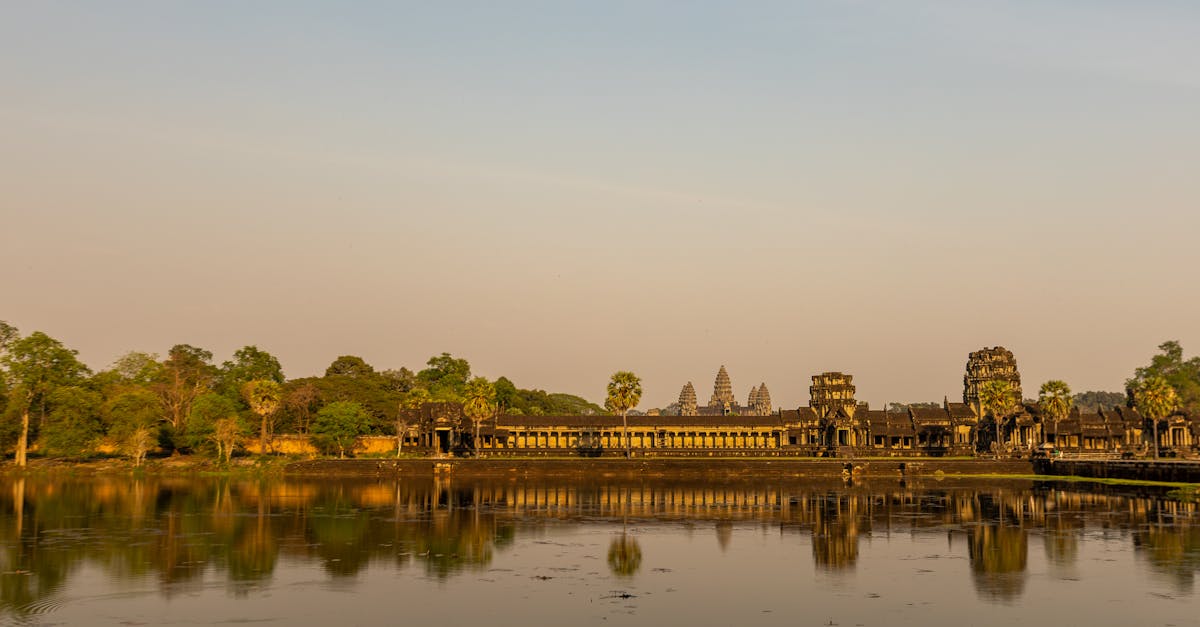 découvrez la meilleure saison pour voyager au cambodge : climat, festivals et conseils pour profiter pleinement de votre séjour.