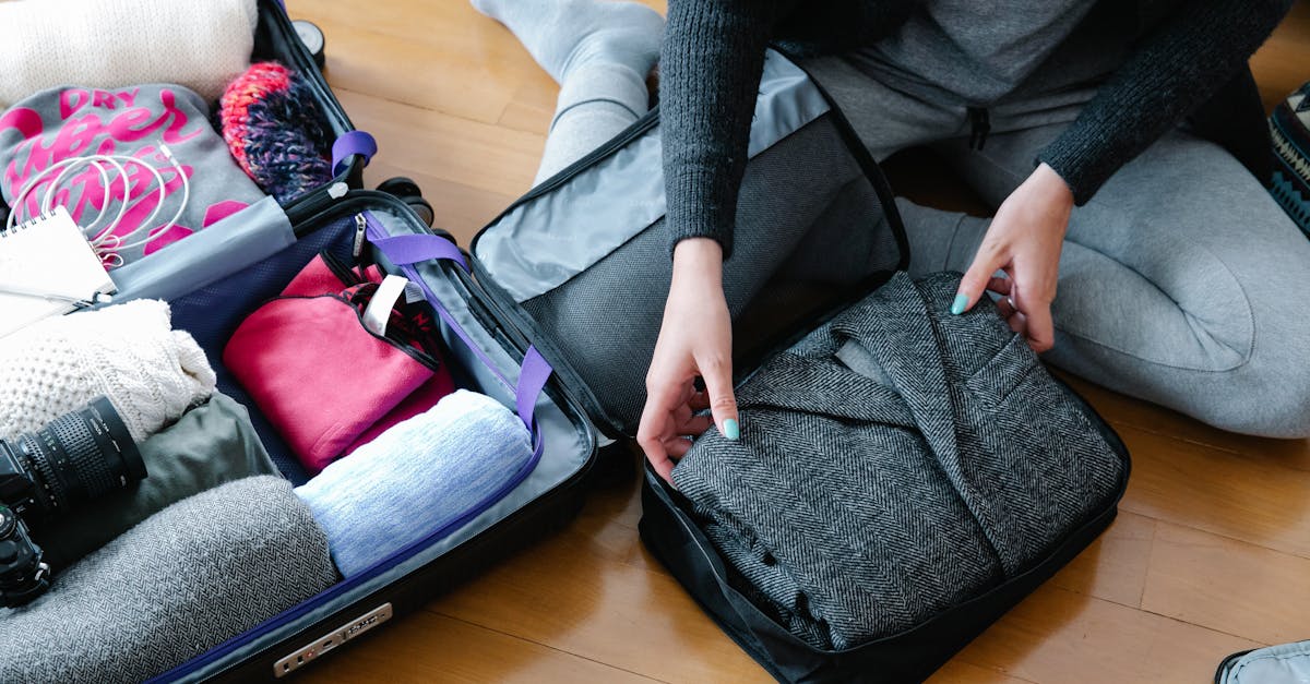 optimisez le remplissage de votre bagage cabine pour voyager léger et efficacement avec nos astuces pratiques.