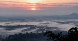 découvrez les merveilles du nord de la thaïlande : paysages époustouflants, culture riche et aventures authentiques pour un voyage inoubliable.