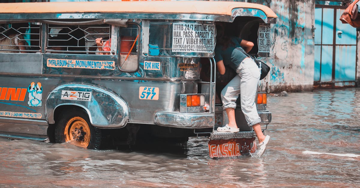 découvrez un itinéraire original et hors des sentiers battus aux philippines pour explorer des lieux authentiques et uniques.