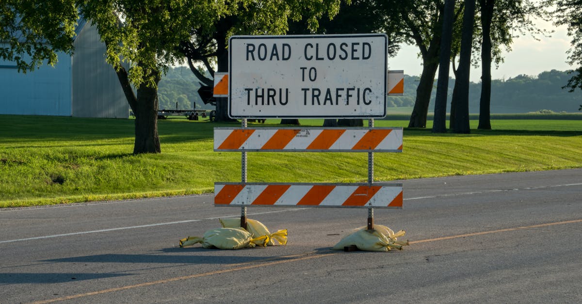 conseils et informations essentiels pour assurer la sécurité routière, prévenir les accidents et protéger tous les usagers de la route.