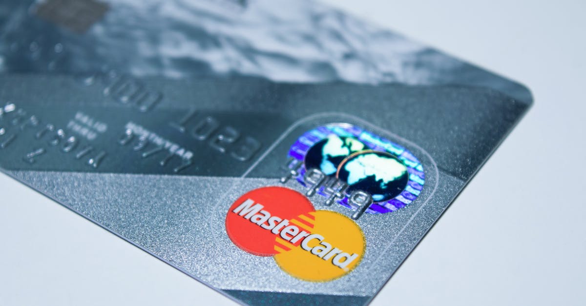 découvrez tout ce qu'il faut savoir sur les frais des cartes de crédit de voyage : comparatif, conseils pour éviter les coûts cachés et optimiser vos avantages lors de vos déplacements.