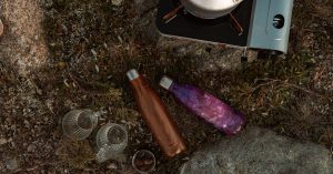 bouteille filtrante de voyage : profitez d'une eau pure et potable partout où vous allez grâce à notre bouteille innovante avec filtre intégré.